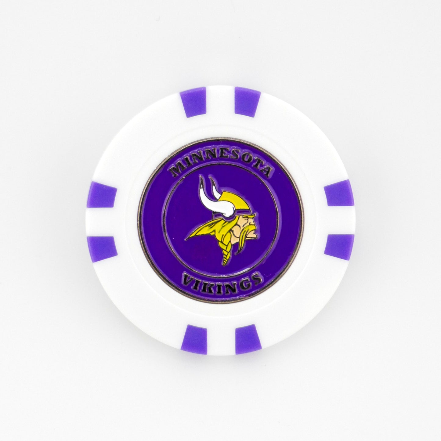 Show your team spirit on the green with a white and purple poker chip-style golf ball marker by Logie Joes, featuring the Minnesota Vikings logo and team name. Perfect for any fan!.