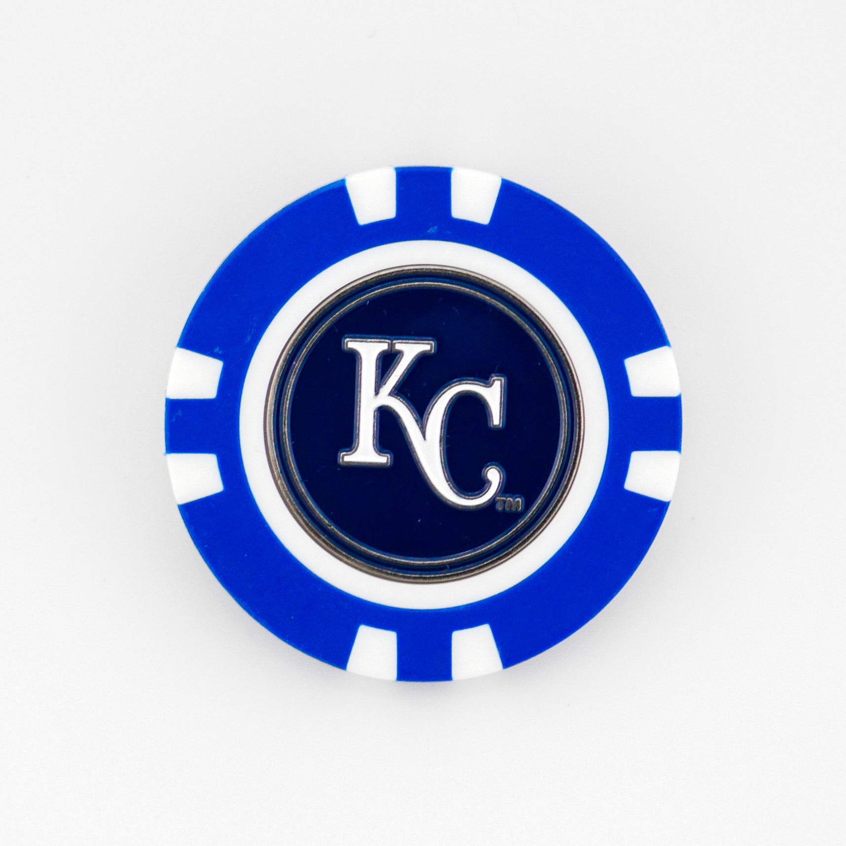 A blue and white poker chip ball marker by Ballmarkers from Logie Joe’s, featuring the Kansas City Royals logo—an ideal addition to any MLB fans golf set.